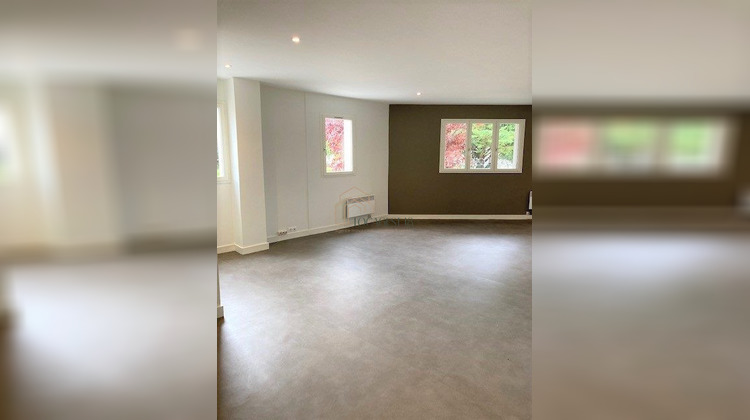 Ma-Cabane - Location Appartement BOURGES, 109 m²