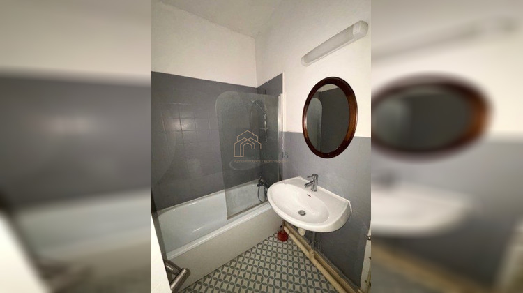 Ma-Cabane - Location Appartement BOURGES, 32 m²