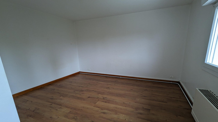 Ma-Cabane - Location Appartement BOURGES, 68 m²
