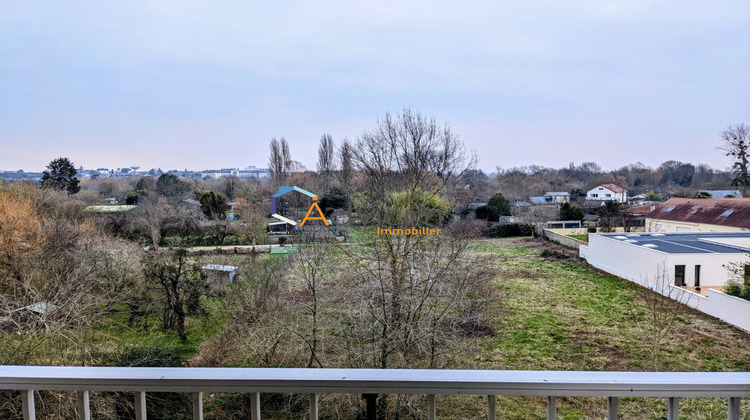Ma-Cabane - Location Appartement Bourges, 64 m²