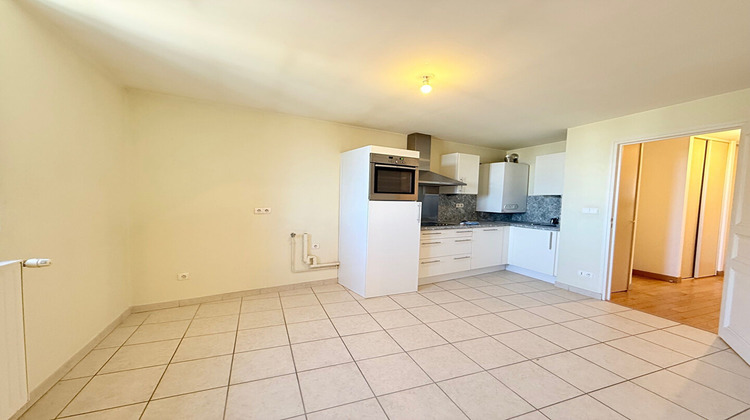 Ma-Cabane - Location Appartement BOURGES, 71 m²