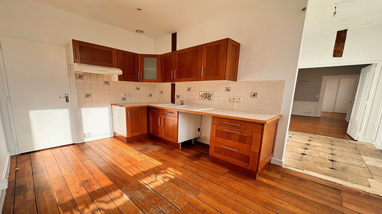 Ma-Cabane - Location Appartement BOURGES, 88 m²