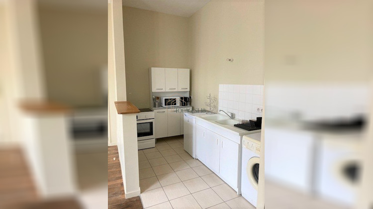 Ma-Cabane - Location Appartement BOURGES, 54 m²