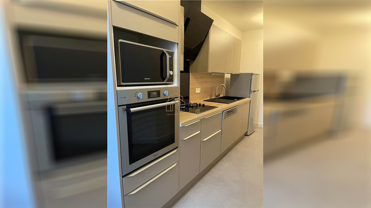 Ma-Cabane - Location Appartement BOURGES, 92 m²