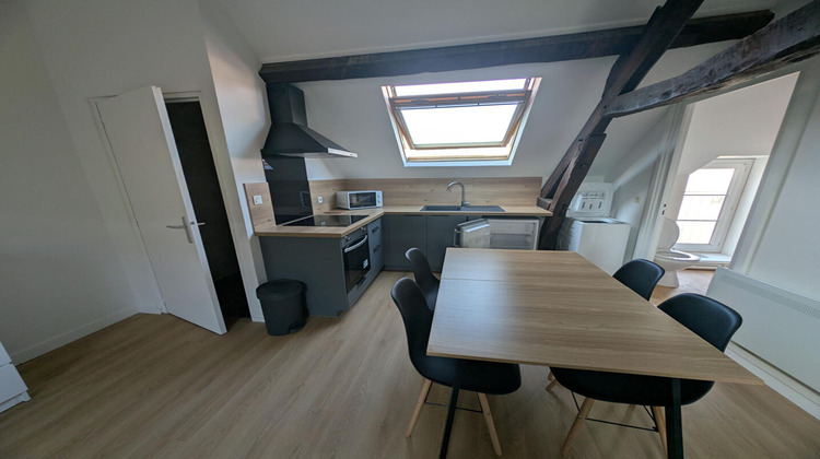 Ma-Cabane - Location Appartement BOURGES, 23 m²