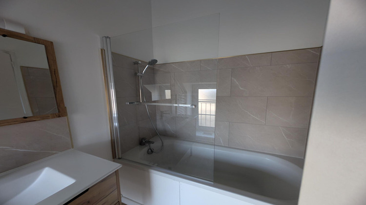 Ma-Cabane - Location Appartement BOURGES, 23 m²
