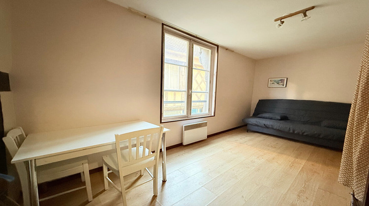 Ma-Cabane - Location Appartement BOURGES, 18 m²