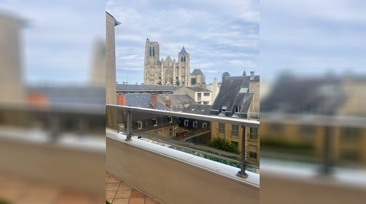 Ma-Cabane - Location Appartement BOURGES, 75 m²