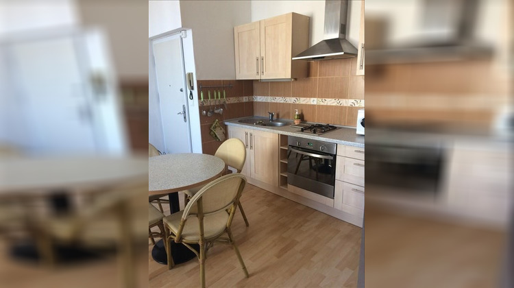 Ma-Cabane - Location Appartement BOURGES, 38 m²