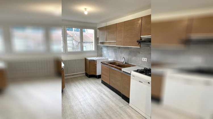Ma-Cabane - Location Appartement BOURGES, 91 m²