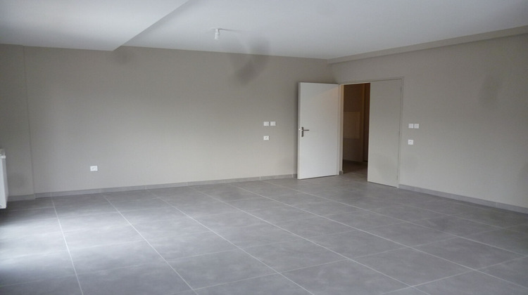 Ma-Cabane - Location Appartement BOURGES, 93 m²