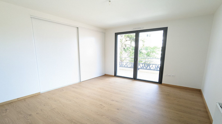 Ma-Cabane - Location Appartement BOURGES, 83 m²