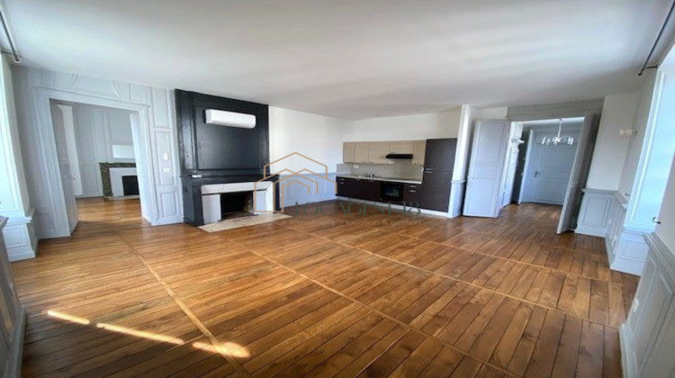 Ma-Cabane - Location Appartement BOURGES, 116 m²