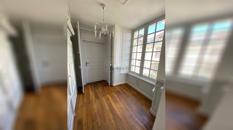 Ma-Cabane - Location Appartement BOURGES, 116 m²
