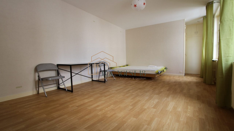 Ma-Cabane - Location Appartement BOURGES, 26 m²