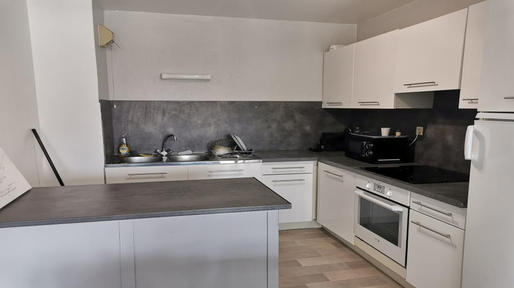 Ma-Cabane - Location Appartement BOURGES, 46 m²