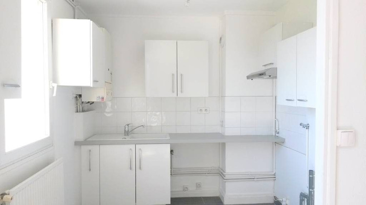 Ma-Cabane - Location Appartement Bourgoin-Jallieu, 63 m²