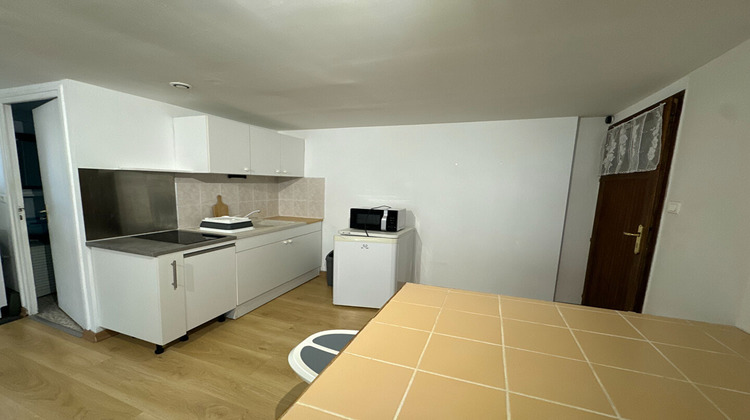 Ma-Cabane - Location Appartement BOURGOIN-JALLIEU, 25 m²