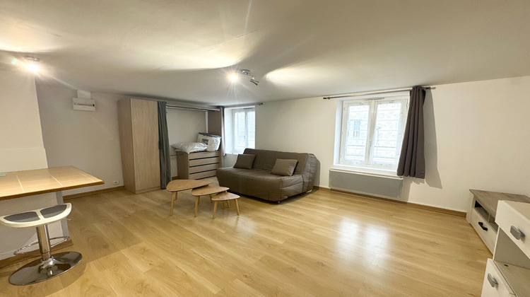 Ma-Cabane - Location Appartement BOURGOIN-JALLIEU, 25 m²