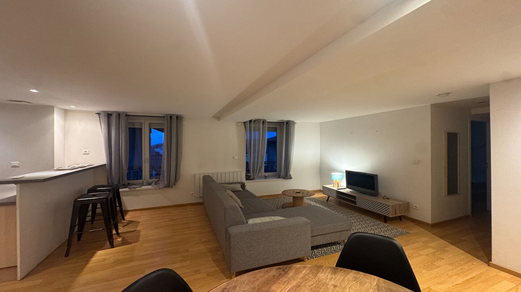 Ma-Cabane - Location Appartement BOURGOIN-JALLIEU, 47 m²