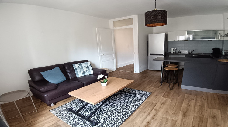 Ma-Cabane - Location Appartement Bourgoin-Jallieu, 49 m²