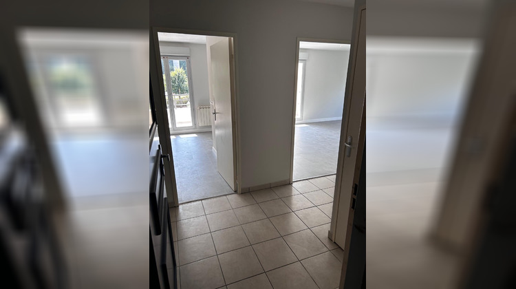 Ma-Cabane - Location Appartement Bourgoin-Jallieu, 69 m²