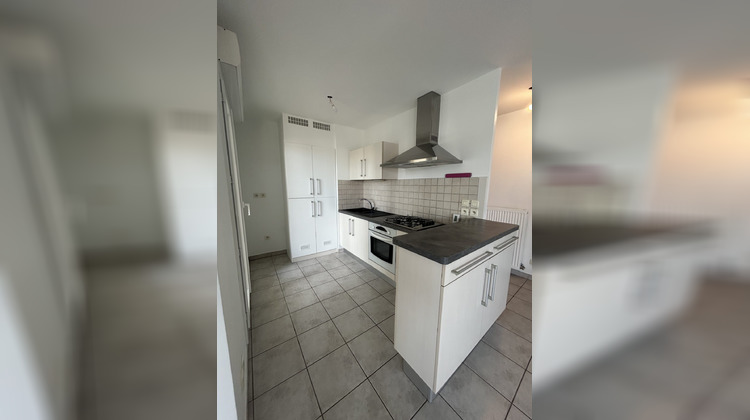 Ma-Cabane - Location Appartement Bourgoin-Jallieu, 48 m²