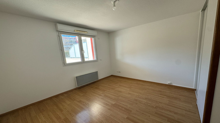 Ma-Cabane - Location Appartement BOURGOIN-JALLIEU, 49 m²