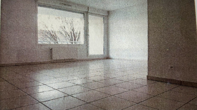 Ma-Cabane - Location Appartement Bourgoin-Jallieu, 58 m²