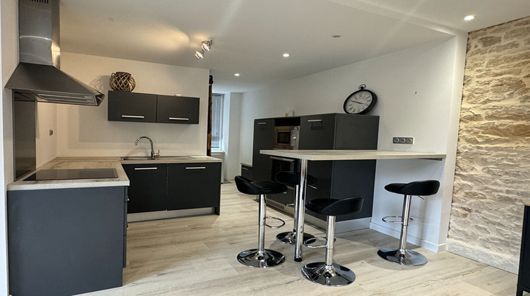 Ma-Cabane - Location Appartement BOURGOIN-JALLIEU, 52 m²