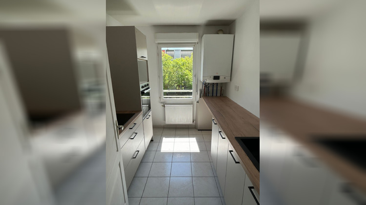 Ma-Cabane - Location Appartement Bourgoin-Jallieu, 53 m²
