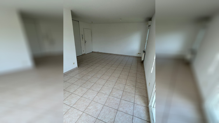 Ma-Cabane - Location Appartement Bourgoin-Jallieu, 53 m²