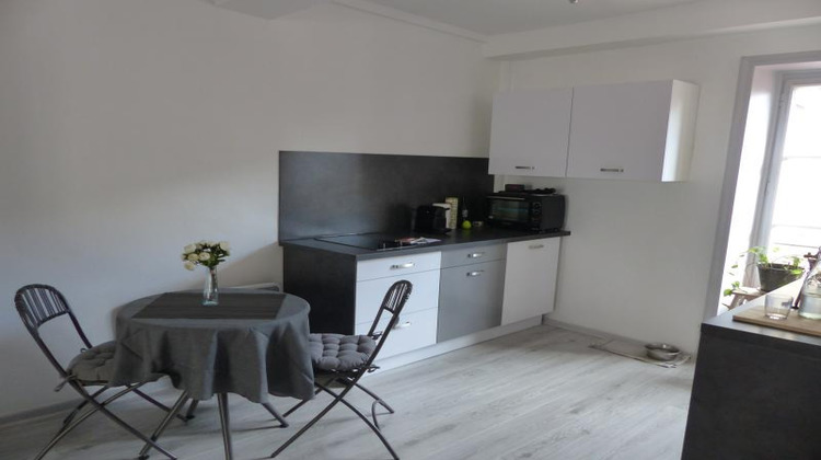 Ma-Cabane - Location Appartement BOURGOIN-JALLIEU, 45 m²