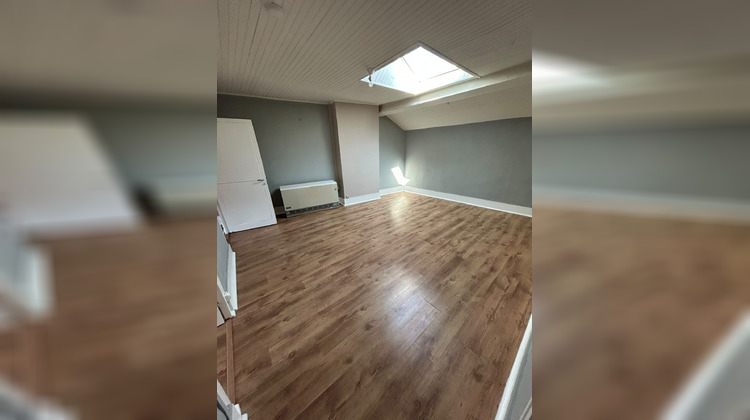 Ma-Cabane - Location Appartement Bourgoin-Jallieu, 52 m²