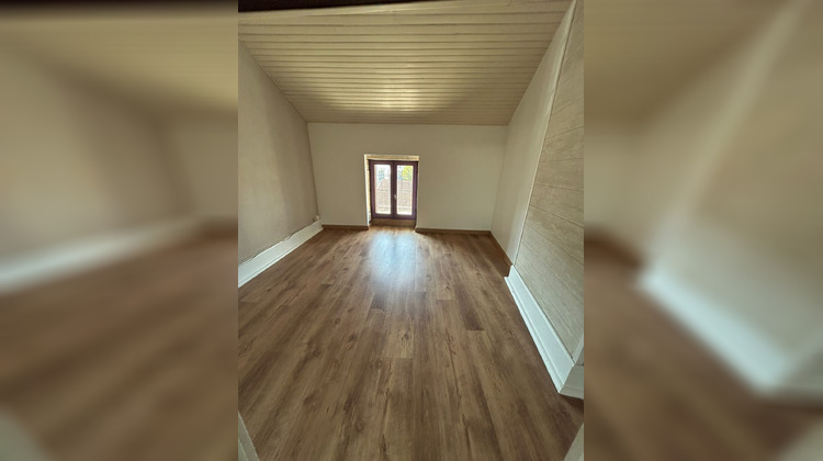 Ma-Cabane - Location Appartement Bourgoin-Jallieu, 52 m²