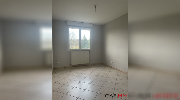 Ma-Cabane - Location Appartement BOURGOIN-JALLIEU, 123 m²