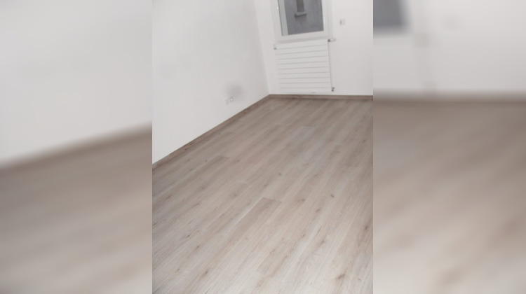 Ma-Cabane - Location Appartement Bourgoin-Jallieu, 68 m²