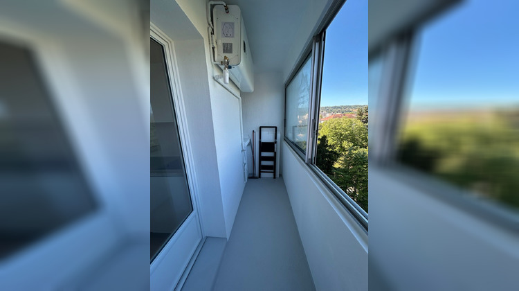 Ma-Cabane - Location Appartement Bourgoin-Jallieu, 61 m²