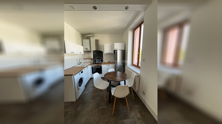 Ma-Cabane - Location Appartement BOURGOIN-JALLIEU, 46 m²