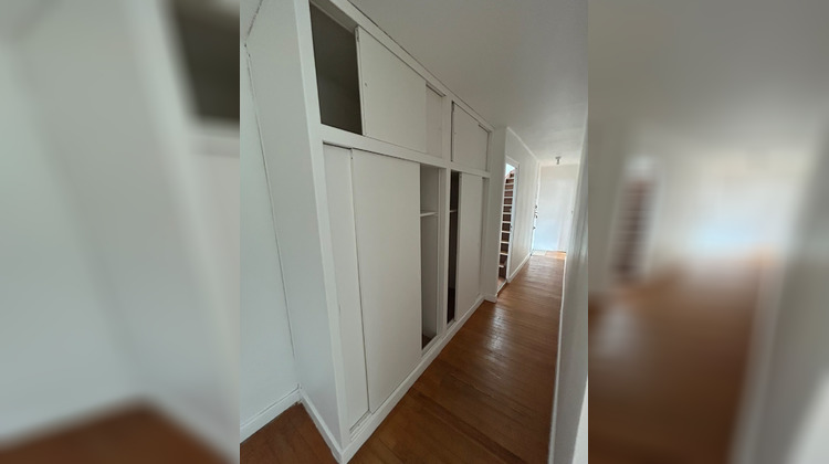 Ma-Cabane - Location Appartement Bourgoin-Jallieu, 68 m²
