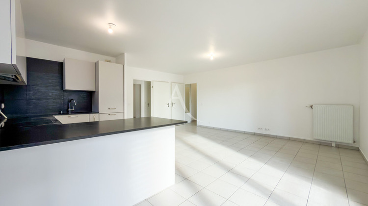 Ma-Cabane - Location Appartement BOUSSY-SAINT-ANTOINE, 65 m²