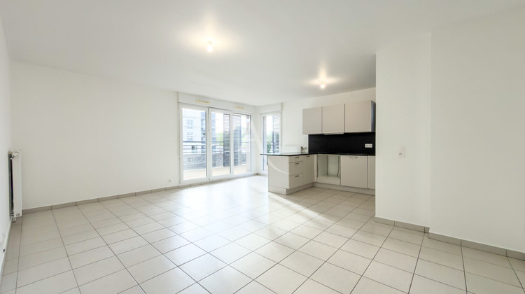 Ma-Cabane - Location Appartement BOUSSY-SAINT-ANTOINE, 65 m²