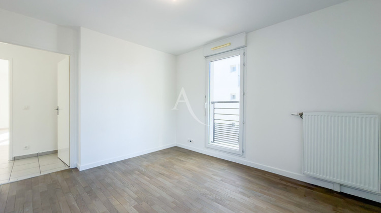 Ma-Cabane - Location Appartement BOUSSY-SAINT-ANTOINE, 65 m²