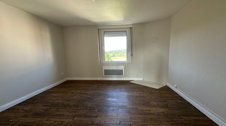 Ma-Cabane - Location Appartement BOUZONVILLE, 50 m²