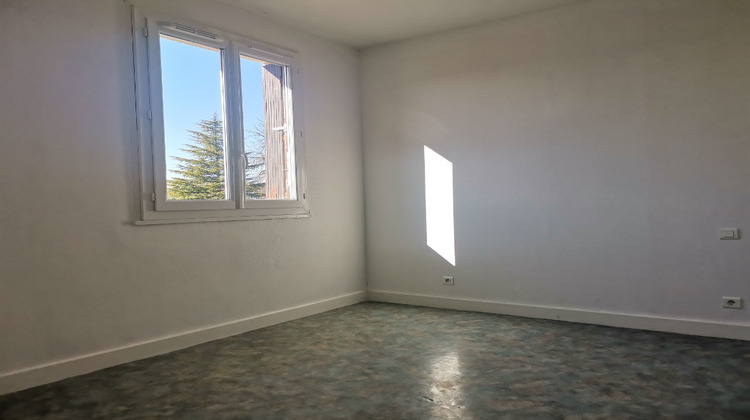 Ma-Cabane - Location Appartement BOZOULS, 79 m²