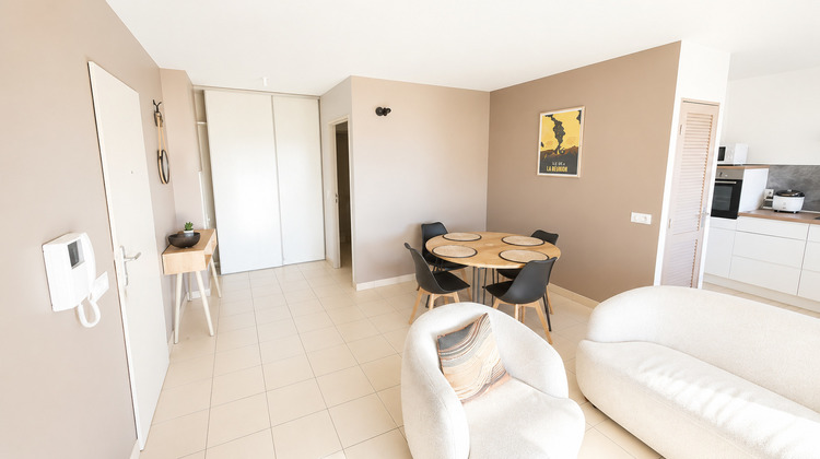 Ma-Cabane - Location Appartement BRAS-PANON, 58 m²