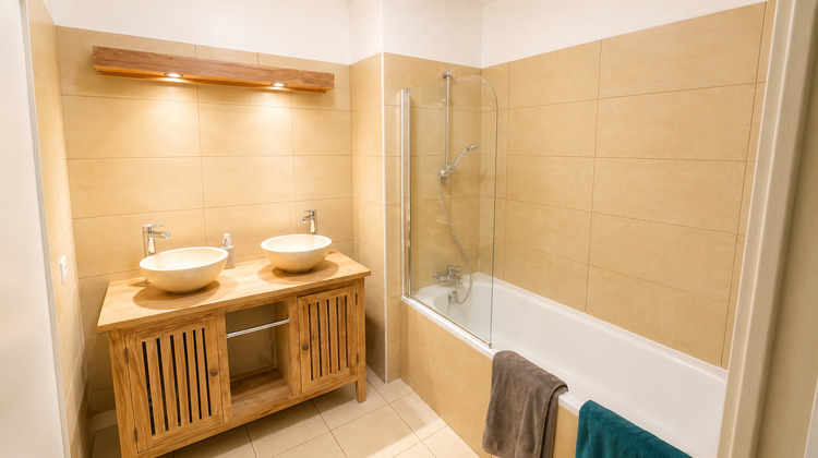 Ma-Cabane - Location Appartement BRAS-PANON, 58 m²