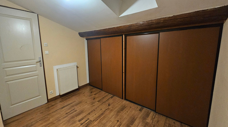 Ma-Cabane - Location Appartement BRESSOLS, 54 m²