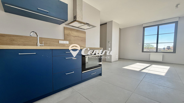 Ma-Cabane - Location Appartement Bressuire, 35 m²