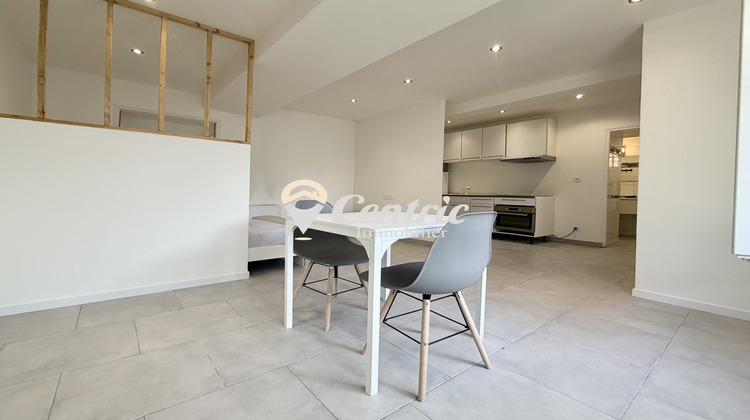 Ma-Cabane - Location Appartement Bressuire, 30 m²